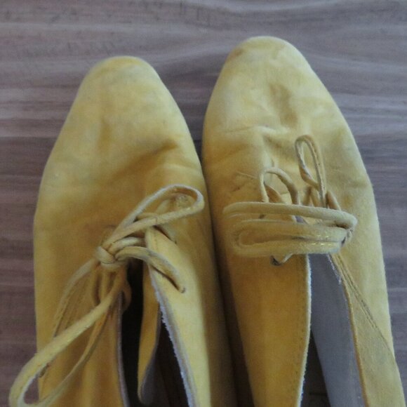 VINTAGE GUCCI Butter Yellow Suede Chukka Lace Up Flat Boots Booties - Size US 6 - Picture 12 of 15